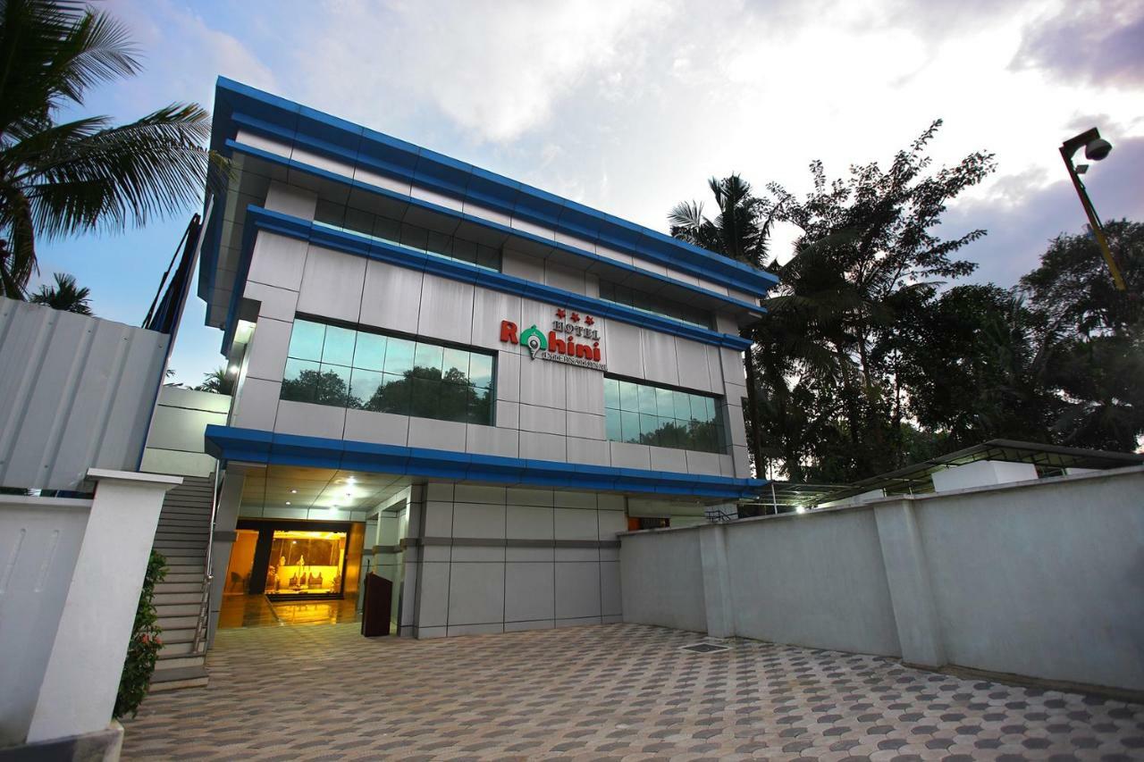 Hotel Rohini International Kallar  Exterior photo